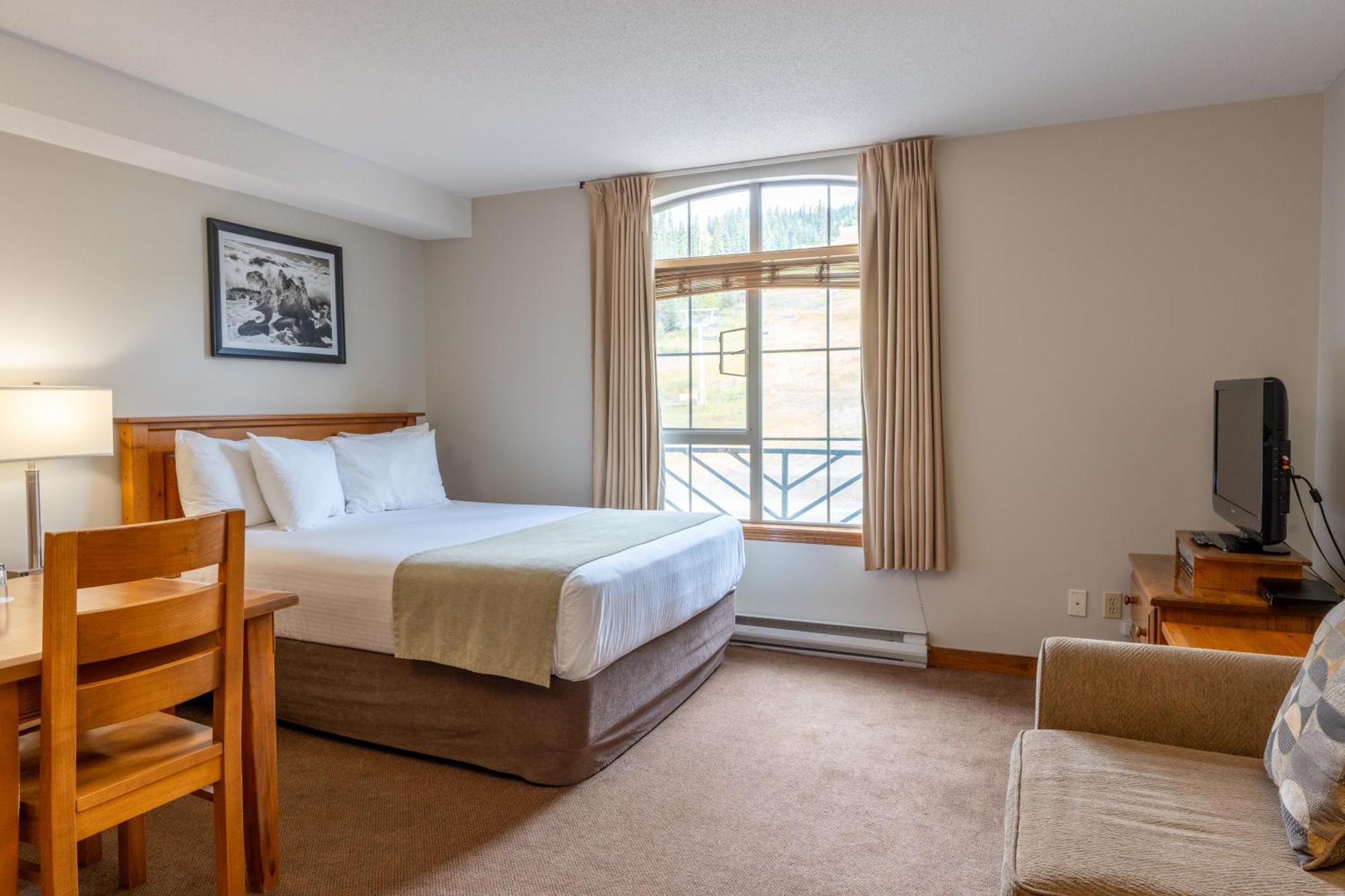 Coast Sundance 4* Sun Peaks