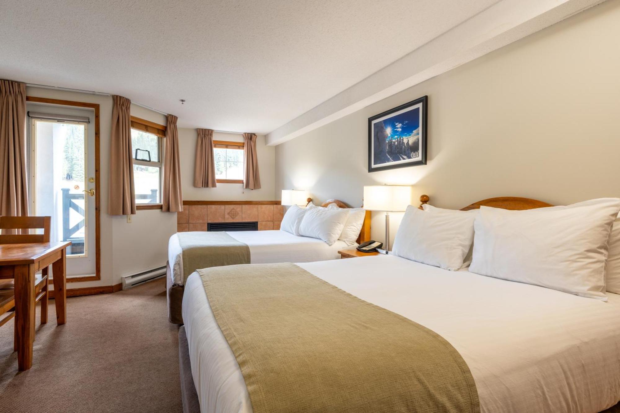 Hotel Coast Sundance 4*