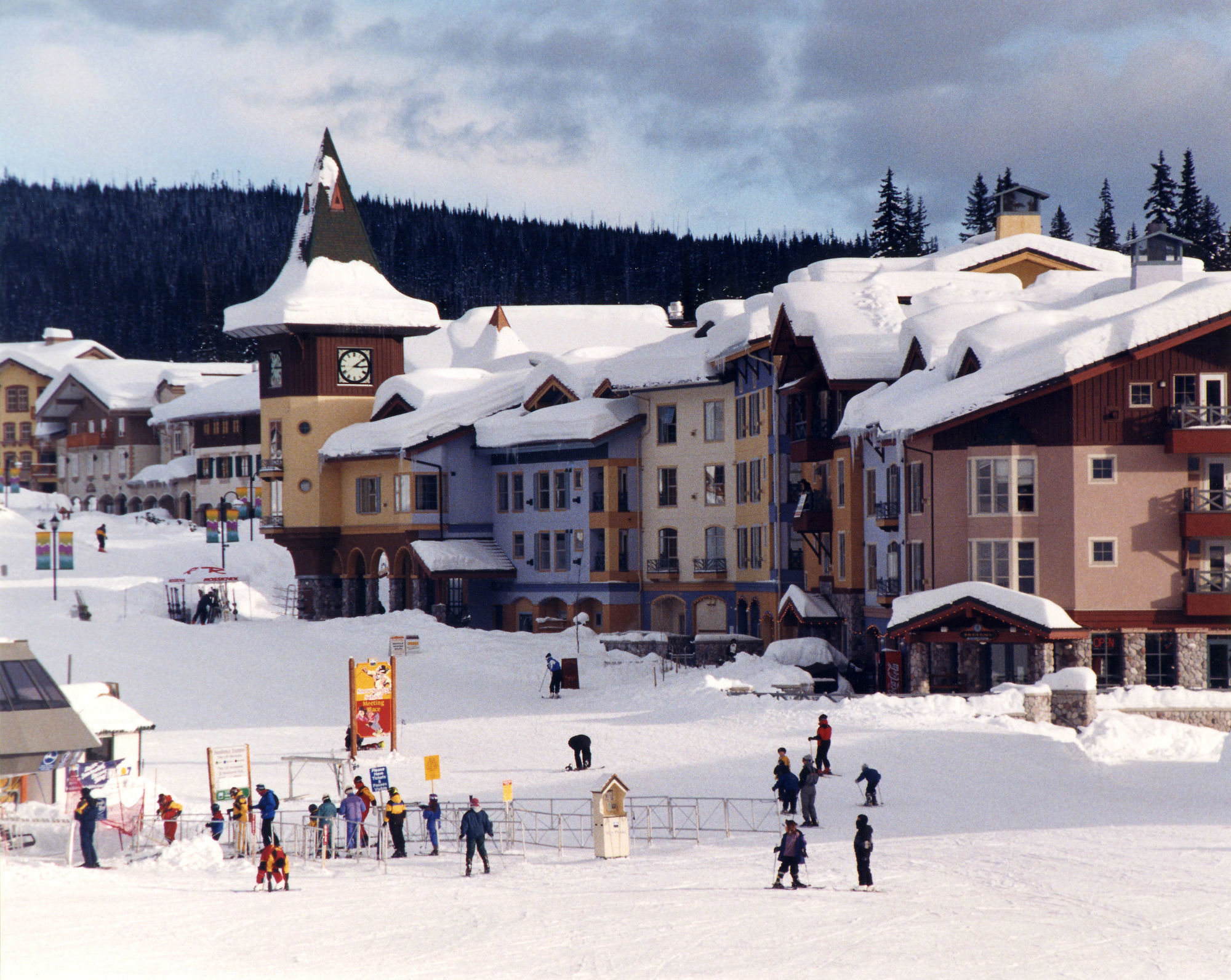Hotel Coast Sundance Sun Peaks