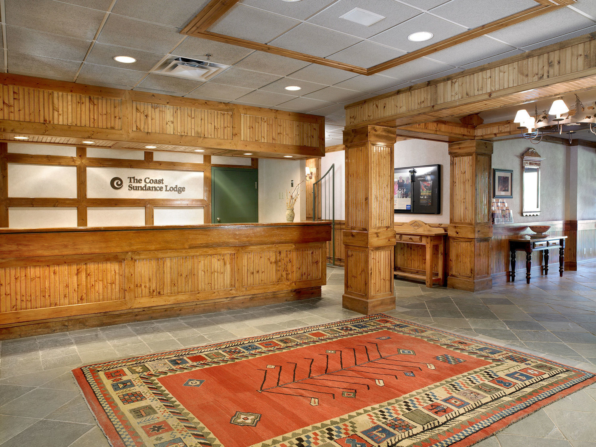 Hotel Coast Sundance 4*