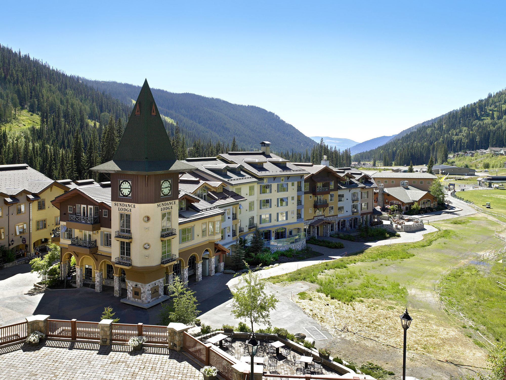 Hotel Coast Sundance Sun Peaks